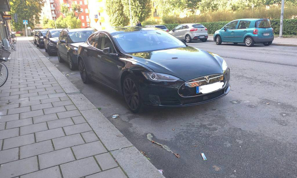 tesla1.jpg