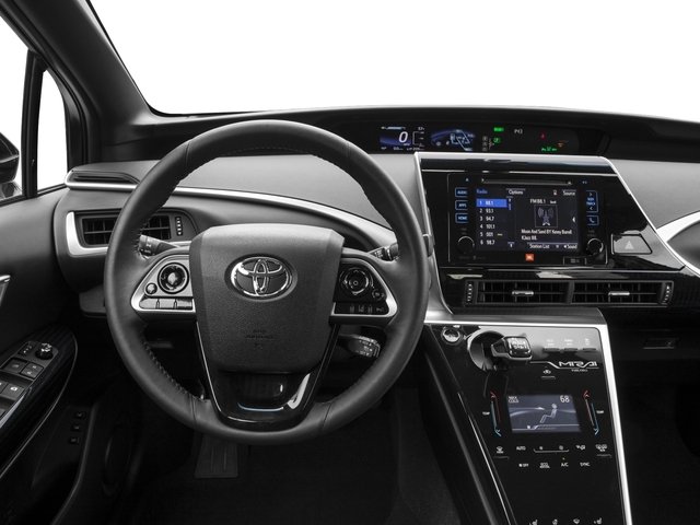 Mirai interior.jpg