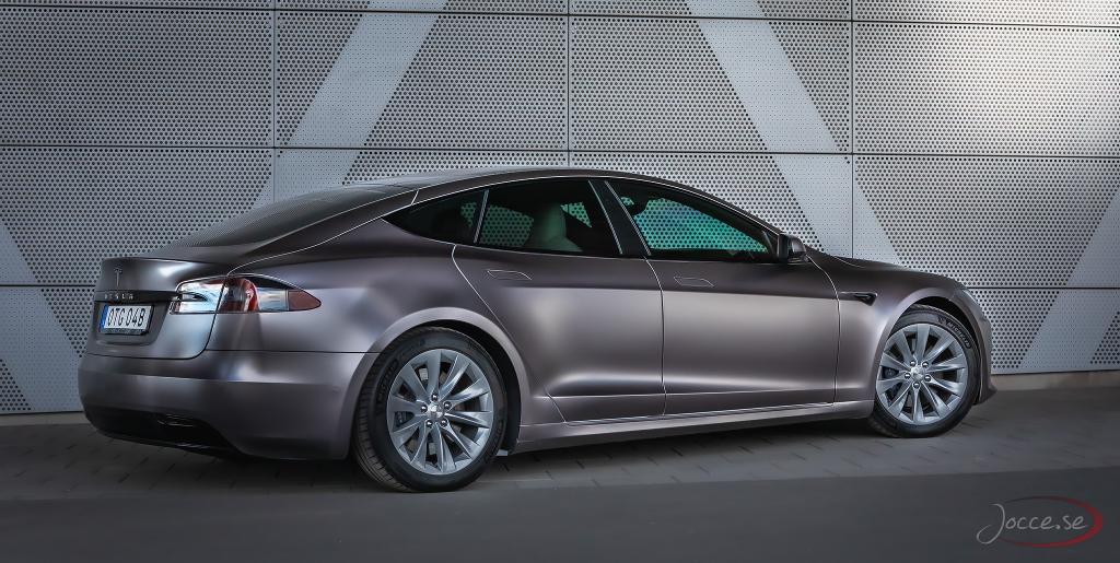 200418tesla03.jpg