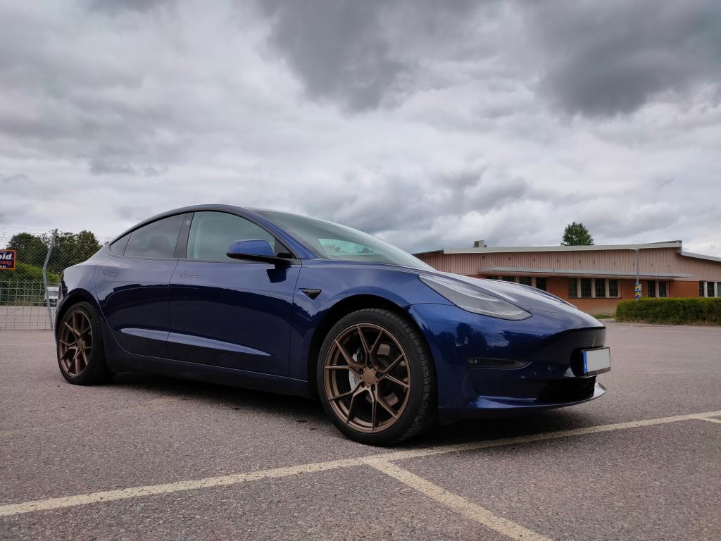 blue1.jpg