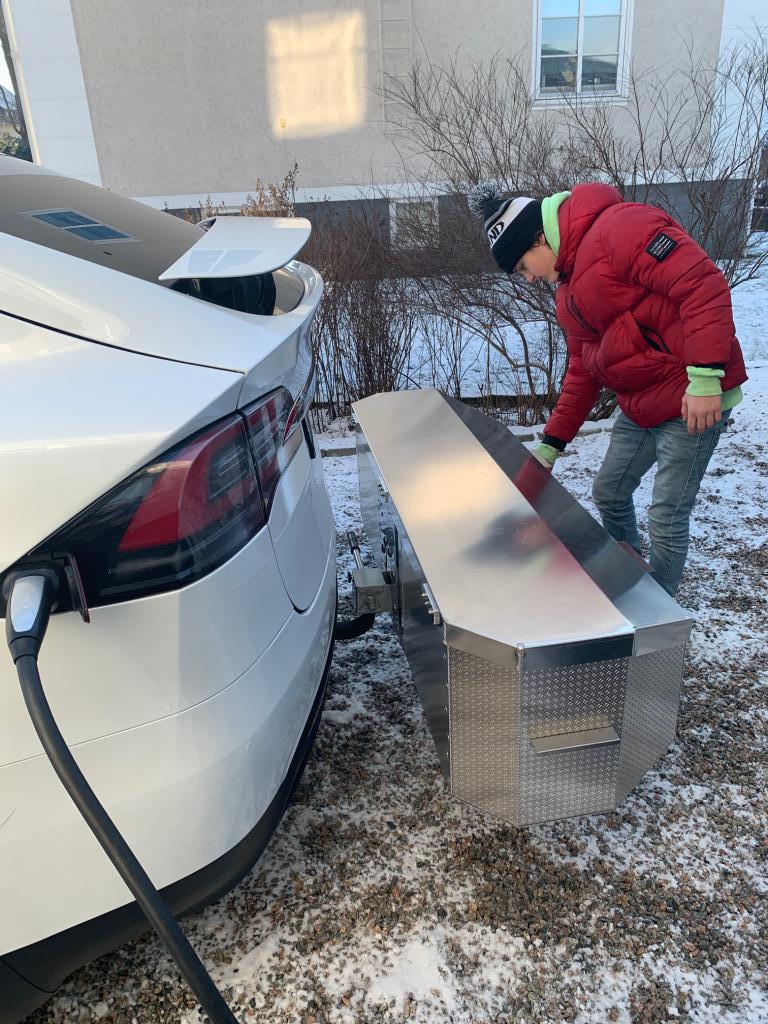 Small Leonard Opening Mounted Tesla X.jpg