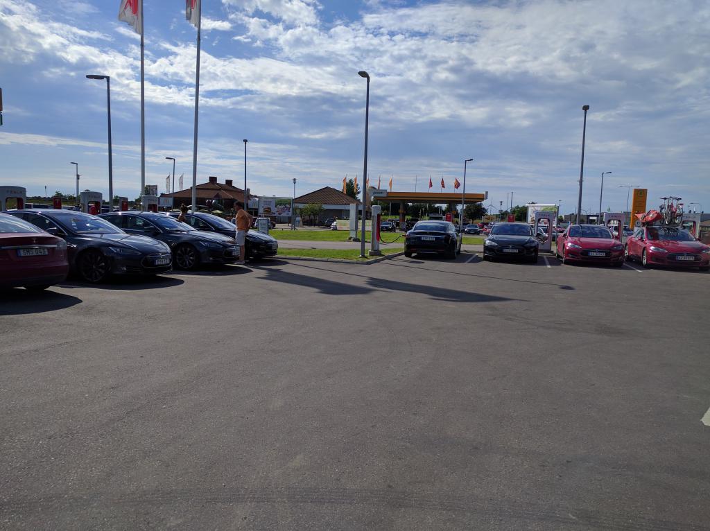 1 dansk, 3 svenska och 4 norska