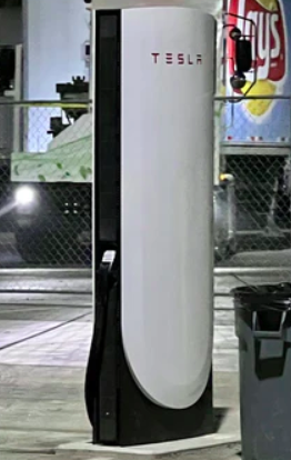 Skärmavbild 2022-07-11 kl. 23.44.45.png