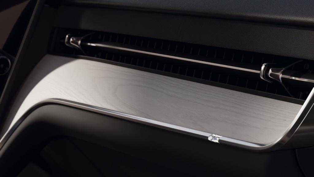 Volvo EX90 interior.jpg