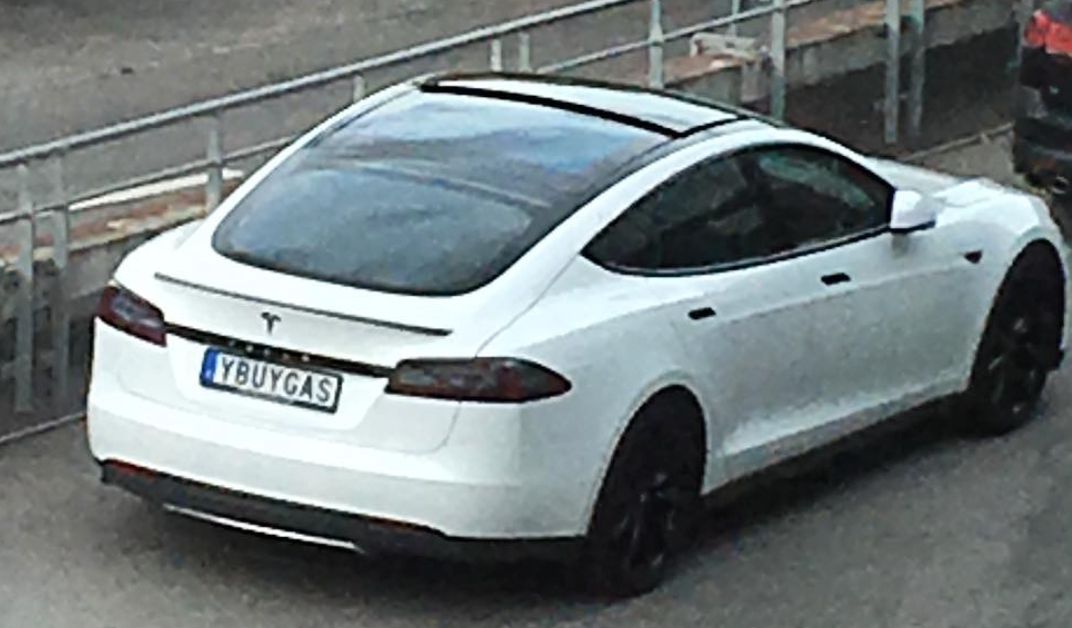 Skärmavbild 2016-09-16 kl. 20.54.00.png