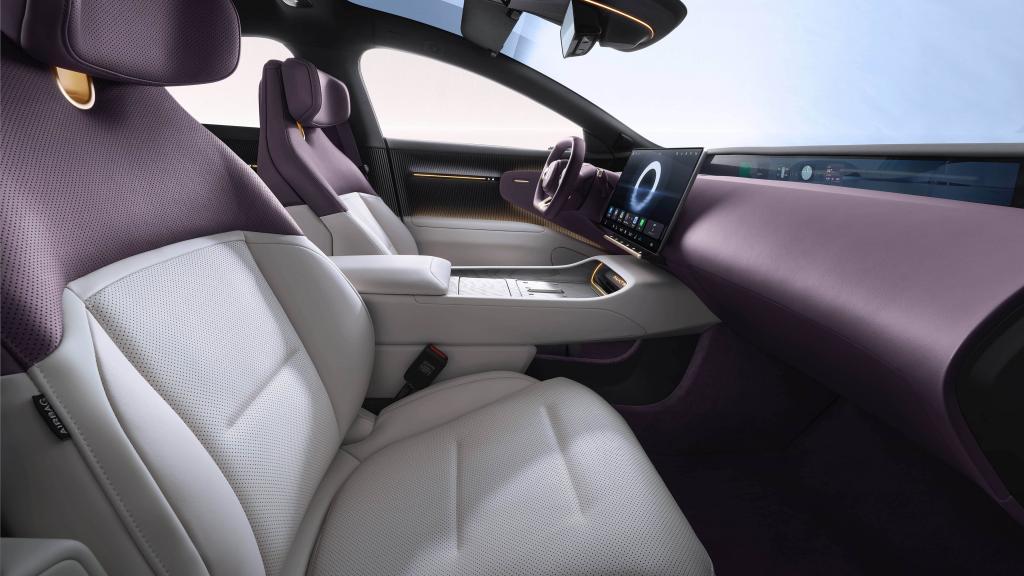 interior_04.jpg