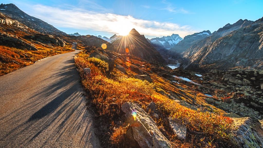 Panoramastrasse vid grimselpass. Fotto av Eva Centergren