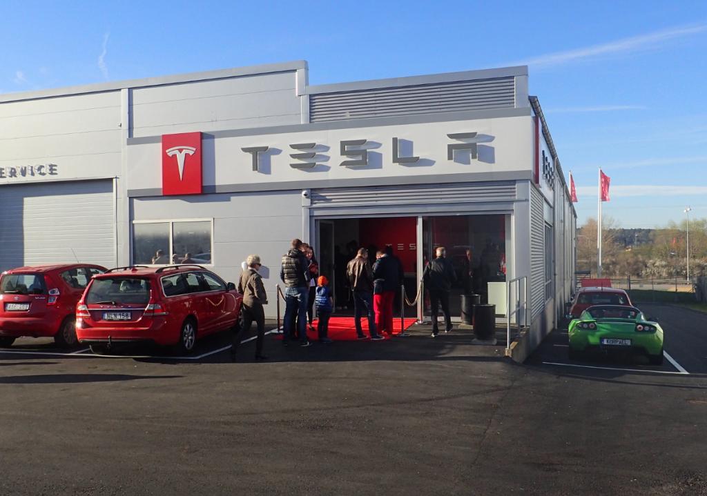 TeslaInvigning_01.JPG