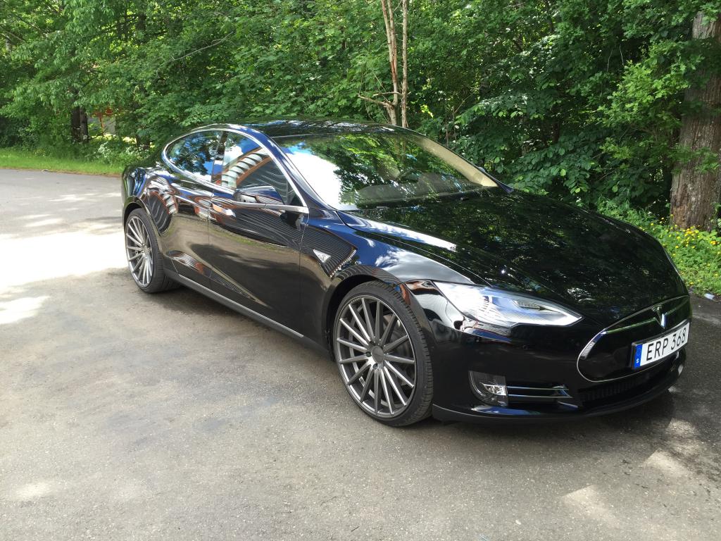 Tesla 1.jpg