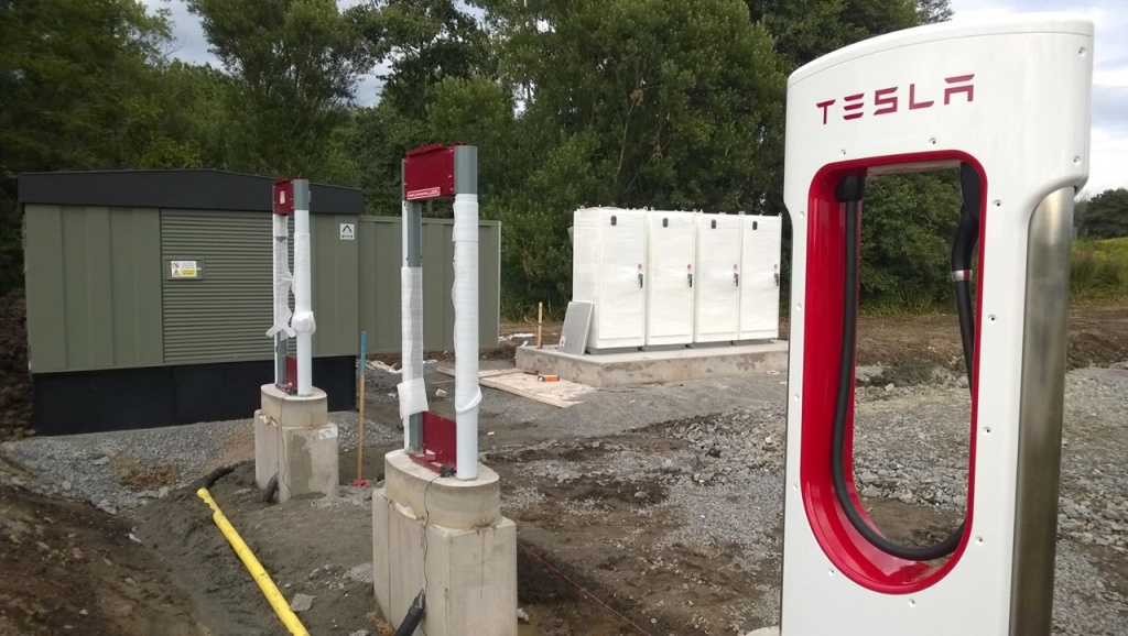 supercharger_Falkenberg_140714.jpg